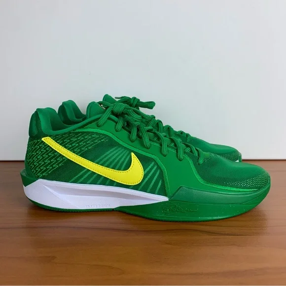 Nike Sabrina 2 “Oregon Ducks” Basketball Shoes - Picture 2 of 15